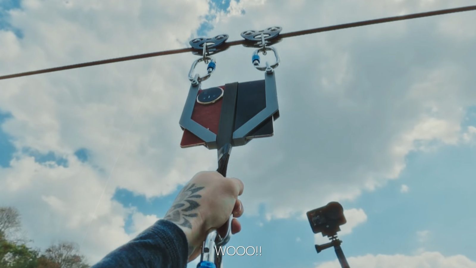 honor magic v6 hinge cosa 232 successo quando un uomo si 232 appeso a una zipline da Mondoandroid.com honor magic v6 hinge cosa 232 successo quando un uomo si 232 appeso a una zipline