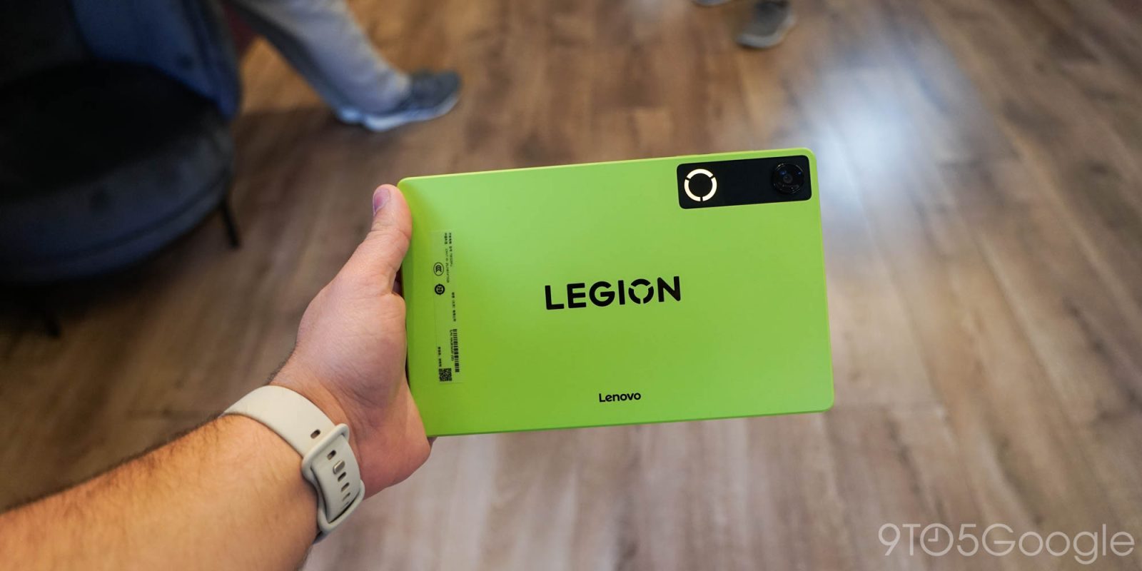 Lenovo legion tab 8,8 pollici prezzo 849 dollari batteria 9000 mah nuovi colori