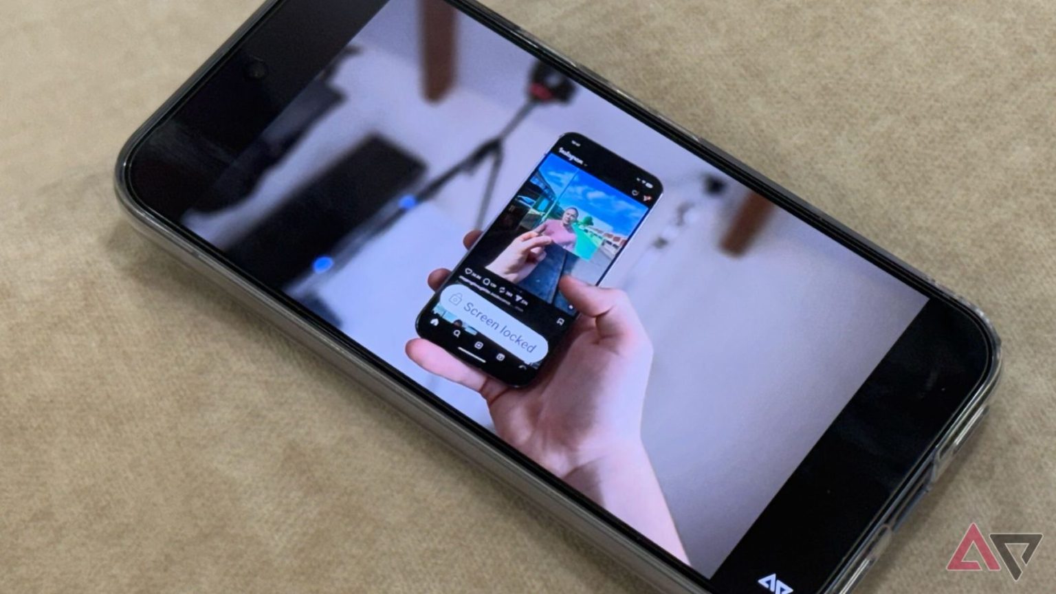 Iphone 18 pro colore dark cherry rumor confermato da nuova fuga