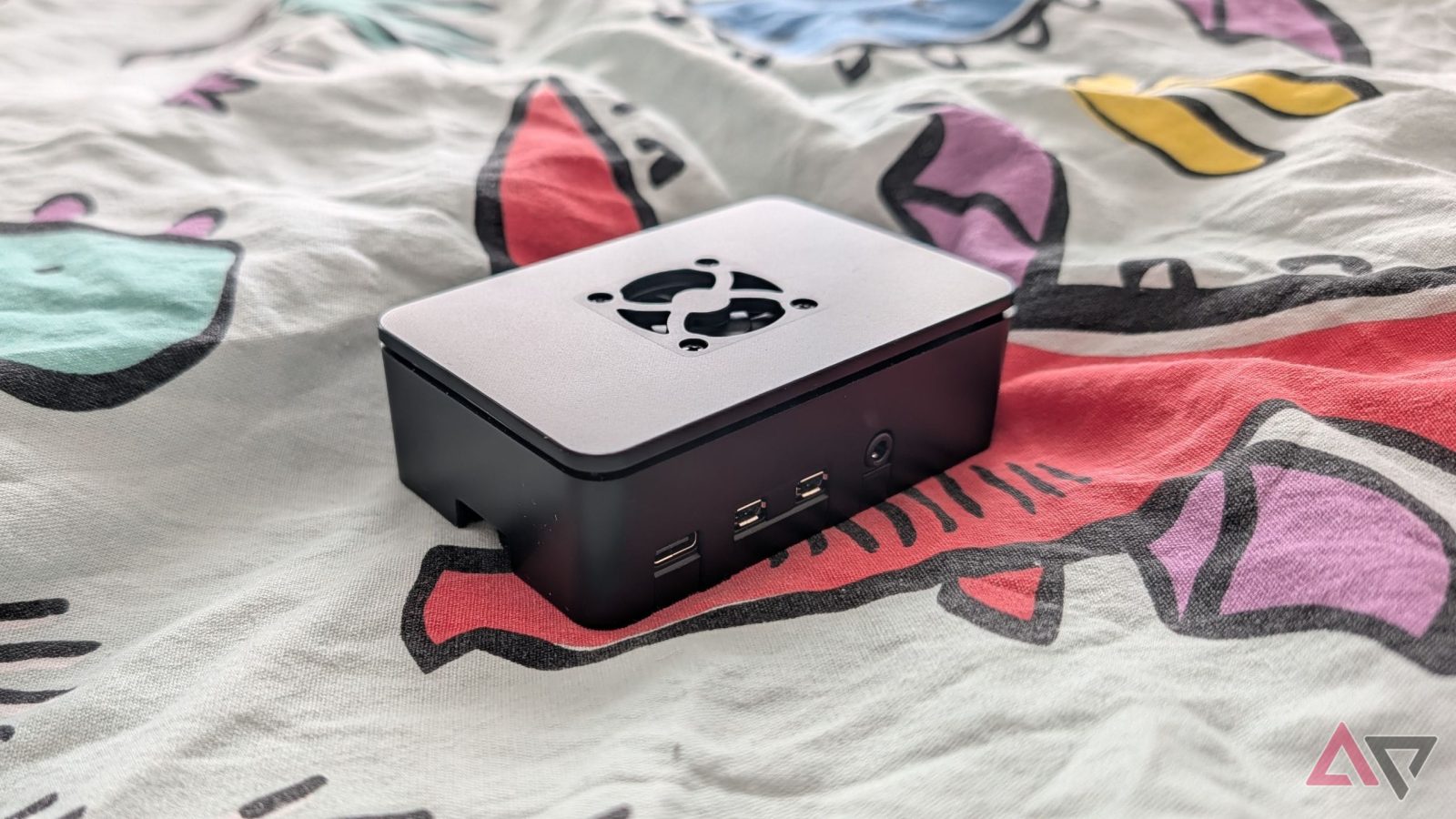 Console retrò per TV a soli 109 dollari: come costruirne una compatta e divertente