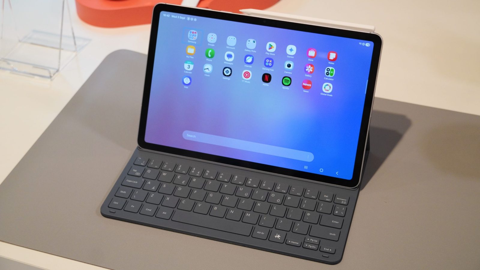 Galaxy Tab S11 in offerta: 355 dollari di sconto la rendono un vero affare