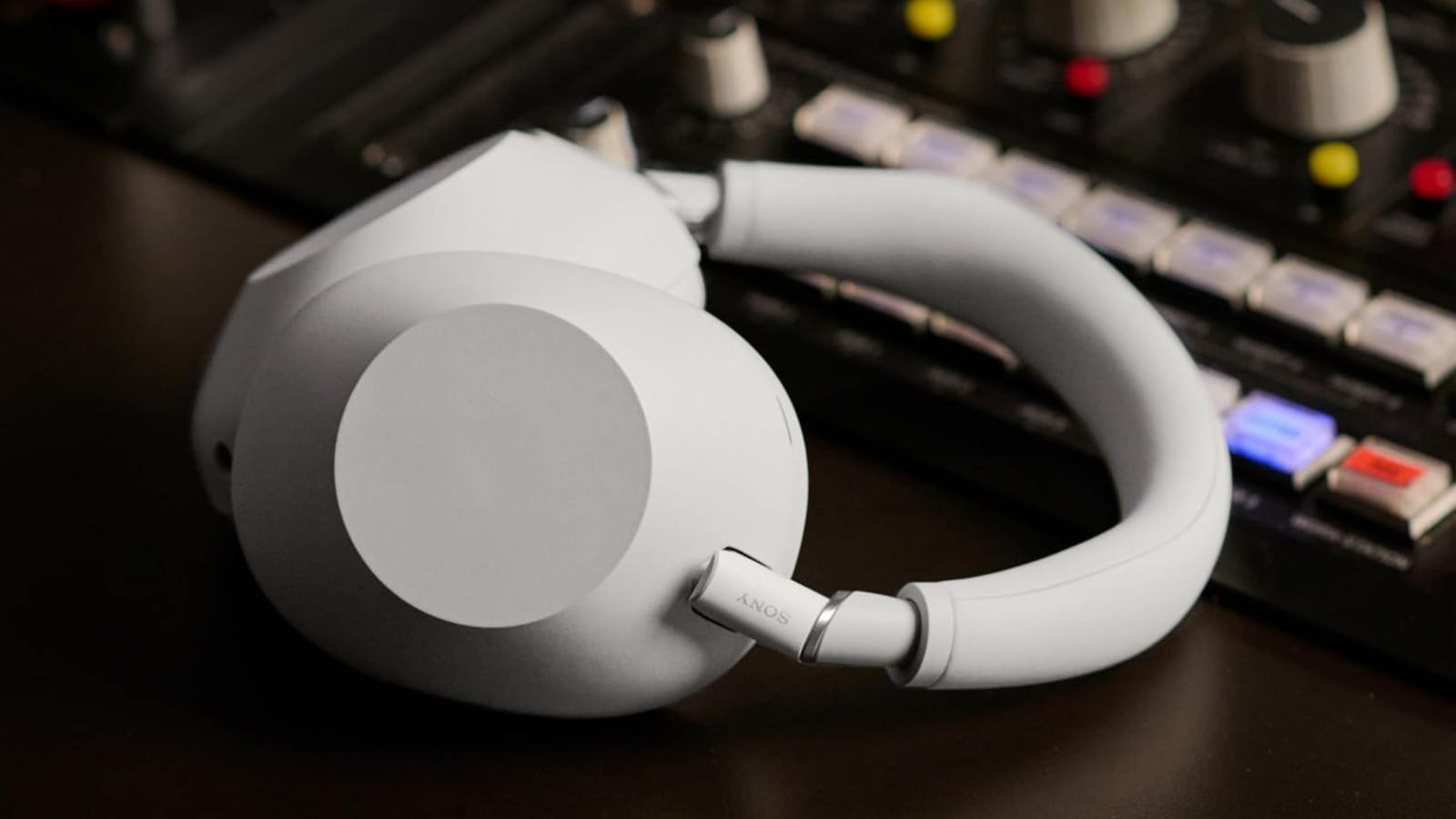 Cuffie sony wh-1000xm6 a soli 328 dollari: approfitta dell’offerta prima che finisca oggi
