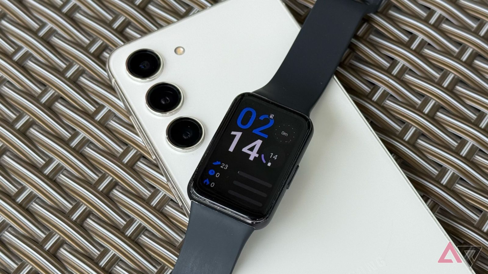 Galaxy fit 4: il leak svela tre colori e un design già noto