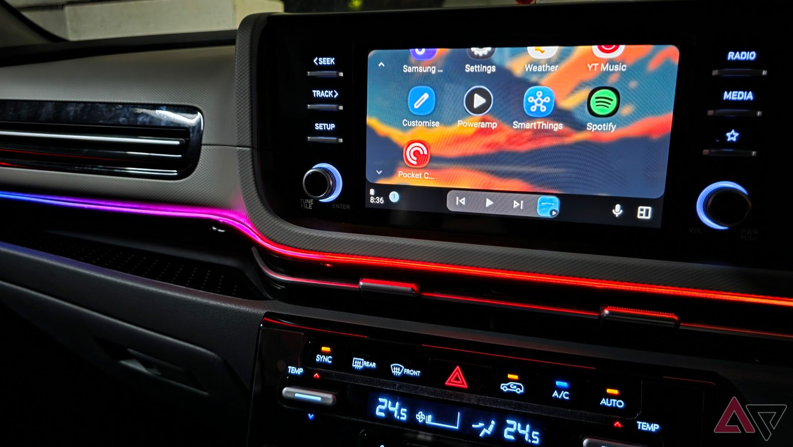 Netflix su android auto: come guardare i contenuti grazie a un ingegnoso trucco