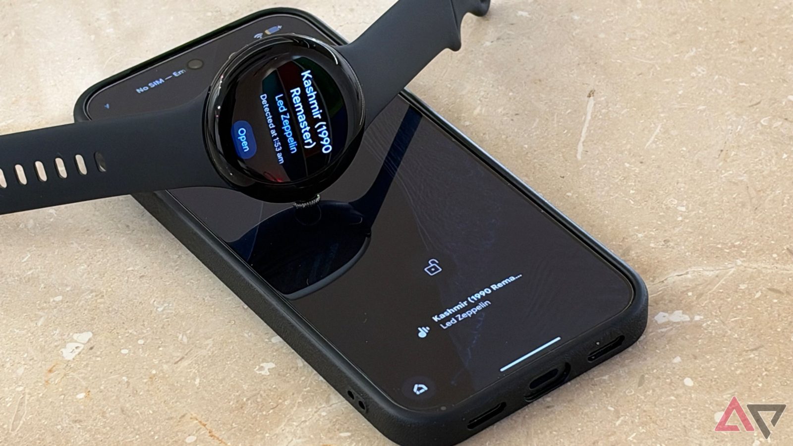 Now playing di pixel sullo smartwatch: ora non posso più farne a meno