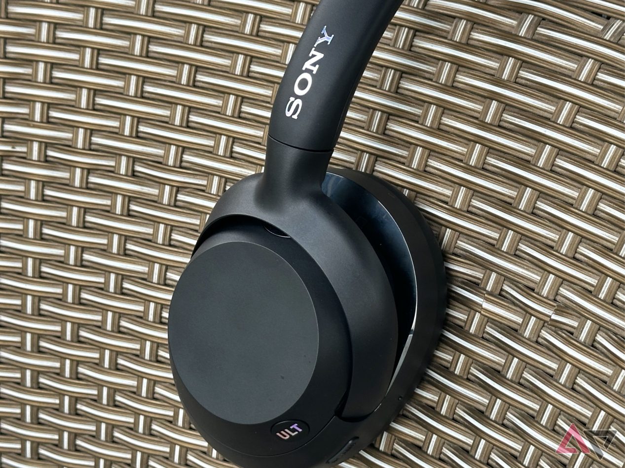 Cuffie sony ult wear in offerta con il 48% di sconto: bassi potenti e ottima cancellazione del rumore