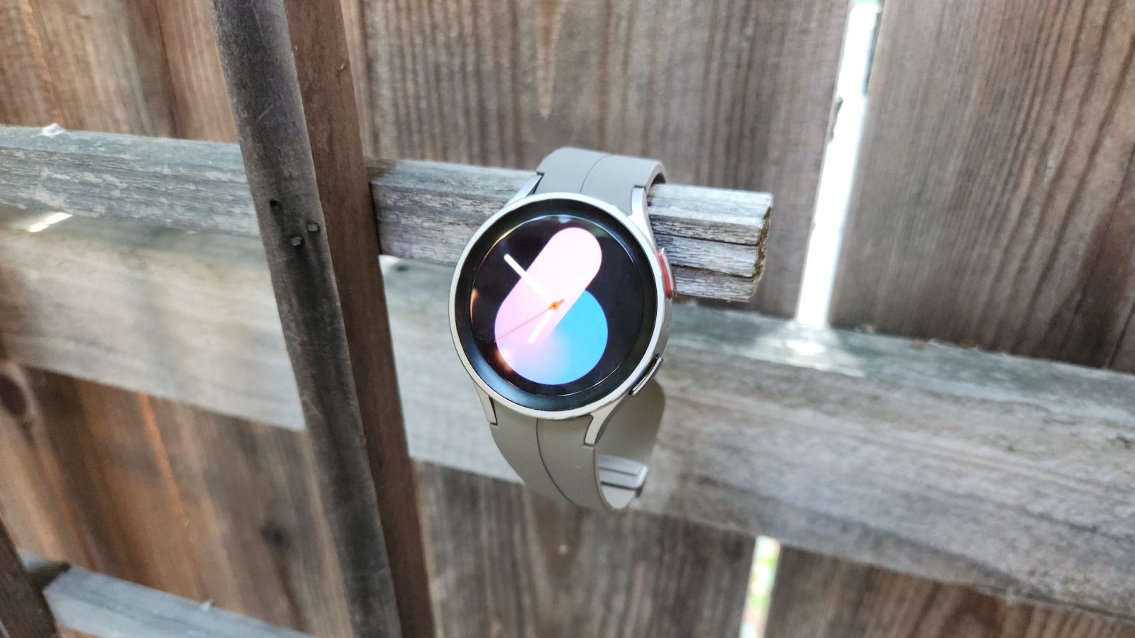 Galaxy watch, utente si sveglia con una brutta vescica dopo una presunta ustione notturna